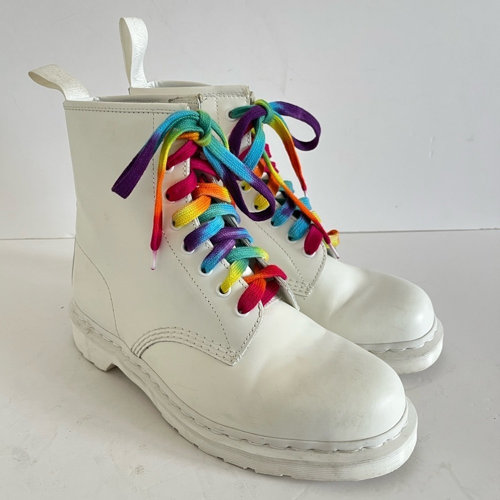 Doc Martens White Smooth Leather Boots 14357 Mens 10 Womens 11 - Picture 1 of 8